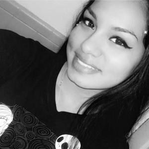 Meet your Posher, Daniela